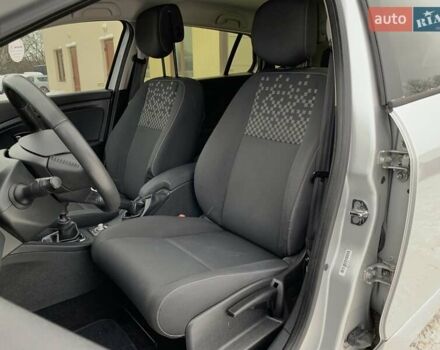 Серый Рено Меган, объемом двигателя 1.46 л и пробегом 263 тыс. км за 7999 $, фото 24 на Automoto.ua