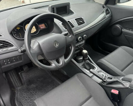 Сірий Рено Меган, об'ємом двигуна 1.46 л та пробігом 195 тис. км за 8500 $, фото 12 на Automoto.ua