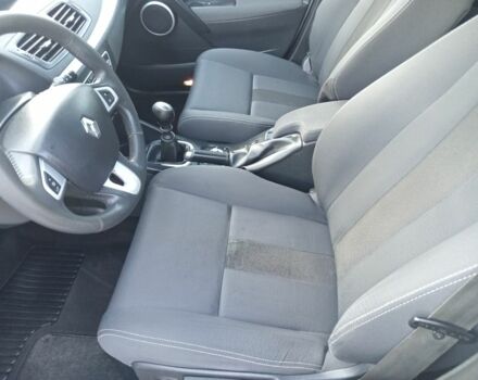 Серый Рено Меган, объемом двигателя 1.5 л и пробегом 280 тыс. км за 8300 $, фото 6 на Automoto.ua