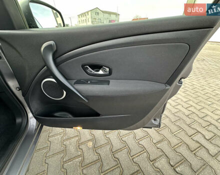 Сірий Рено Меган, об'ємом двигуна 1.5 л та пробігом 97 тис. км за 10299 $, фото 25 на Automoto.ua