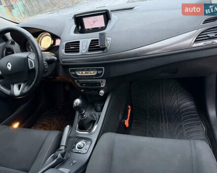 Сірий Рено Меган, об'ємом двигуна 1.5 л та пробігом 260 тис. км за 6900 $, фото 2 на Automoto.ua