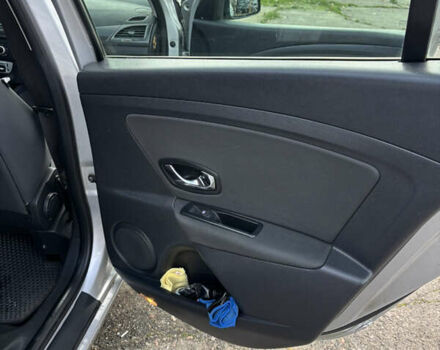 Серый Рено Меган, объемом двигателя 1.46 л и пробегом 298 тыс. км за 7500 $, фото 12 на Automoto.ua