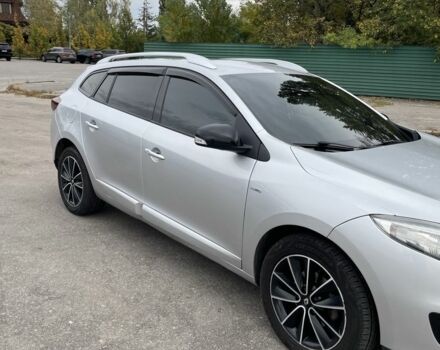 Рено Меган 2012 в Харькове на Automoto.ua Серый Рено Меган, объемом двигателя 1.5 л и пробегом 298 тыс. км за 7500 $, фото 3 на Automoto.ua