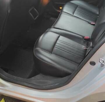 Серый Рено Меган, объемом двигателя 1.5 л и пробегом 246 тыс. км за 7800 $, фото 9 на Automoto.ua