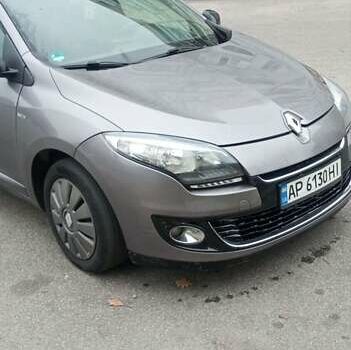 Сірий Рено Меган, об'ємом двигуна 1.46 л та пробігом 340 тис. км за 7000 $, фото 14 на Automoto.ua