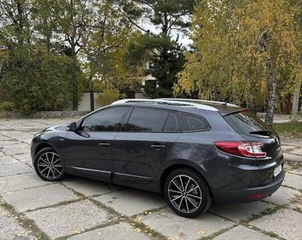 Сірий Рено Меган, об'ємом двигуна 1.46 л та пробігом 215 тис. км за 10300 $, фото 3 на Automoto.ua