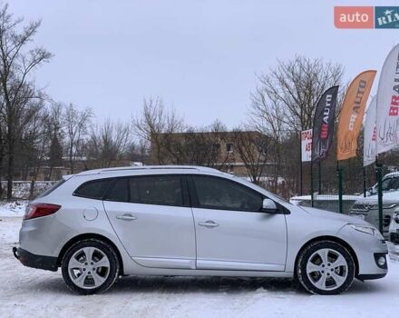 Серый Рено Меган, объемом двигателя 1.46 л и пробегом 263 тыс. км за 7999 $, фото 21 на Automoto.ua