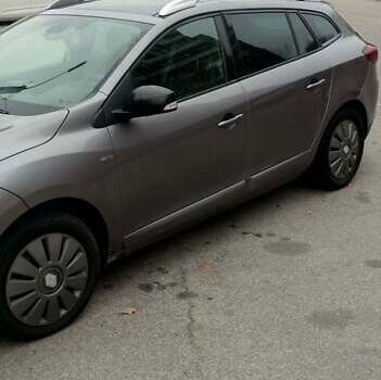 Сірий Рено Меган, об'ємом двигуна 1.46 л та пробігом 340 тис. км за 7000 $, фото 1 на Automoto.ua