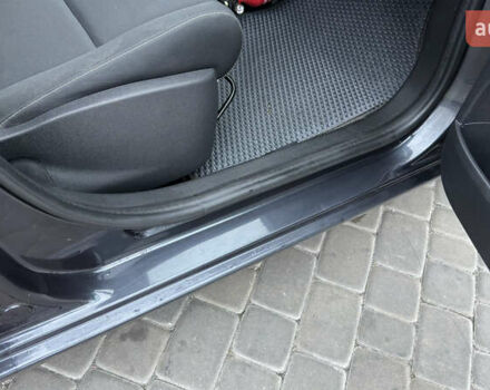 Серый Рено Меган, объемом двигателя 1.46 л и пробегом 183 тыс. км за 8100 $, фото 95 на Automoto.ua