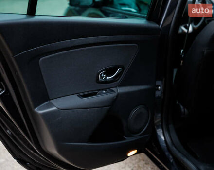 Серый Рено Меган, объемом двигателя 1.46 л и пробегом 189 тыс. км за 7500 $, фото 28 на Automoto.ua