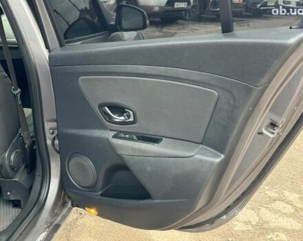 Серый Рено Меган, объемом двигателя 1.5 л и пробегом 380 тыс. км за 6940 $, фото 17 на Automoto.ua