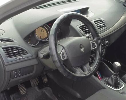 Серый Рено Меган, объемом двигателя 1.46 л и пробегом 270 тыс. км за 6600 $, фото 5 на Automoto.ua