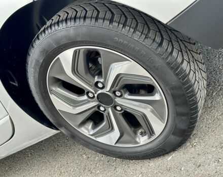 Серый Рено Меган, объемом двигателя 1.6 л и пробегом 277 тыс. км за 7000 $, фото 12 на Automoto.ua