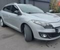 Сірий Рено Меган, об'ємом двигуна 1.46 л та пробігом 300 тис. км за 7800 $, фото 1 на Automoto.ua