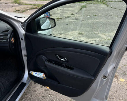 Серый Рено Меган, объемом двигателя 1.46 л и пробегом 298 тыс. км за 7500 $, фото 9 на Automoto.ua