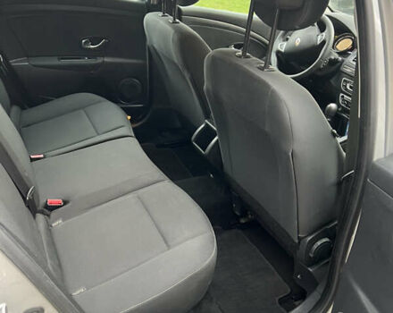 Сірий Рено Меган, об'ємом двигуна 1.5 л та пробігом 300 тис. км за 7400 $, фото 8 на Automoto.ua