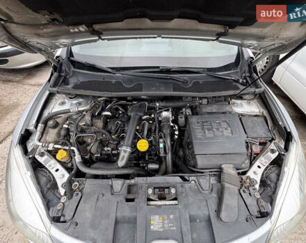 Сірий Рено Меган, об'ємом двигуна 1.46 л та пробігом 203 тис. км за 7999 $, фото 10 на Automoto.ua