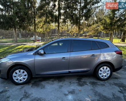 Серый Рено Меган, объемом двигателя 1.46 л и пробегом 333 тыс. км за 6400 $, фото 1 на Automoto.ua