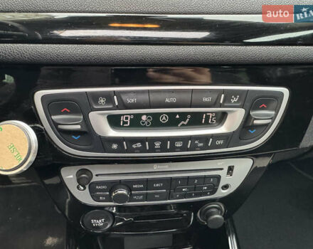 Серый Рено Меган, объемом двигателя 1.5 л и пробегом 278 тыс. км за 8450 $, фото 57 на Automoto.ua