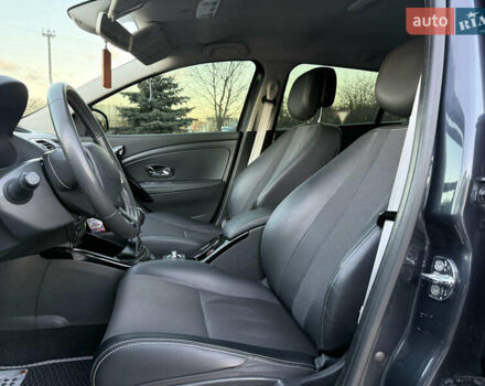 Сірий Рено Меган, об'ємом двигуна 1.46 л та пробігом 275 тис. км за 9350 $, фото 28 на Automoto.ua