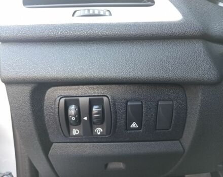 Серый Рено Меган, объемом двигателя 1.5 л и пробегом 280 тыс. км за 8300 $, фото 14 на Automoto.ua