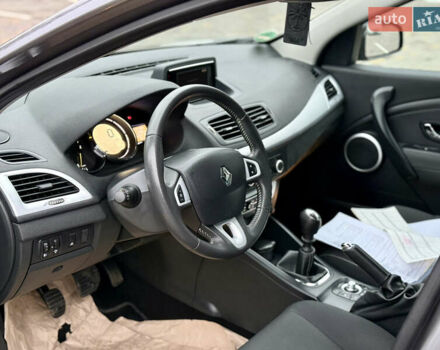 Серый Рено Меган, объемом двигателя 1.6 л и пробегом 176 тыс. км за 9200 $, фото 31 на Automoto.ua