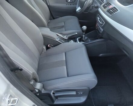 Серый Рено Меган, объемом двигателя 1.5 л и пробегом 280 тыс. км за 8300 $, фото 8 на Automoto.ua