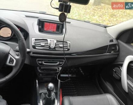 Серый Рено Меган, объемом двигателя 1.5 л и пробегом 290 тыс. км за 8400 $, фото 2 на Automoto.ua