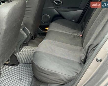 Сірий Рено Меган, об'ємом двигуна 1.5 л та пробігом 380 тис. км за 6940 $, фото 15 на Automoto.ua