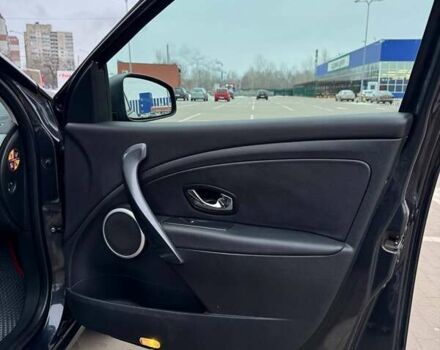 Серый Рено Меган, объемом двигателя 1.5 л и пробегом 219 тыс. км за 9800 $, фото 32 на Automoto.ua