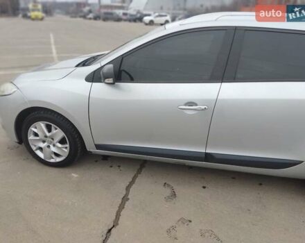 Сірий Рено Меган, об'ємом двигуна 1.5 л та пробігом 258 тис. км за 7300 $, фото 11 на Automoto.ua