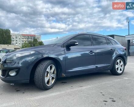Серый Рено Меган, объемом двигателя 1.5 л и пробегом 330 тыс. км за 7800 $, фото 3 на Automoto.ua