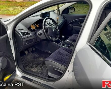 Серый Рено Меган, объемом двигателя 1.5 л и пробегом 272 тыс. км за 6600 $, фото 5 на Automoto.ua