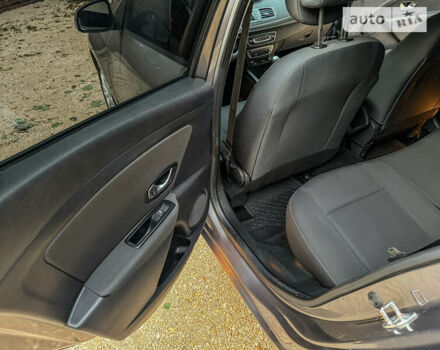 Серый Рено Меган, объемом двигателя 1.5 л и пробегом 190 тыс. км за 8450 $, фото 63 на Automoto.ua