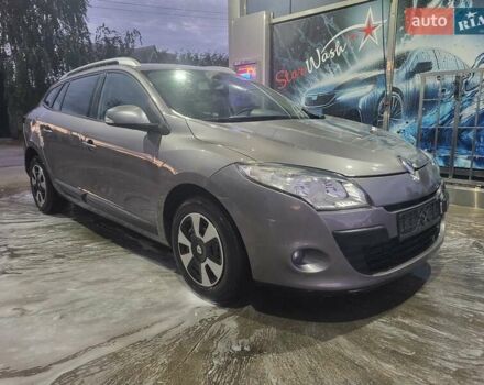 Сірий Рено Меган, об'ємом двигуна 1.46 л та пробігом 208 тис. км за 7500 $, фото 1 на Automoto.ua