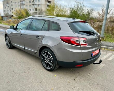Рено Меган 2012 в Житомире на Automoto.ua Серый Рено Меган, объемом двигателя 1.5 л и пробегом 224 тыс. км за 8300 $, фото 4 на Automoto.ua