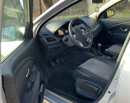 Серый Рено Меган, объемом двигателя 1.5 л и пробегом 290 тыс. км за 6800 $, фото 7 на Automoto.ua