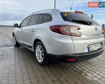 Сірий Рено Меган, об'ємом двигуна 1.46 л та пробігом 327 тис. км за 7100 $, фото 7 на Automoto.ua