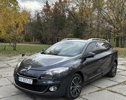 Сірий Рено Меган, об'ємом двигуна 1.46 л та пробігом 215 тис. км за 10300 $, фото 1 на Automoto.ua