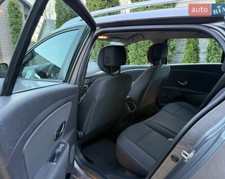 Серый Рено Меган, объемом двигателя 1.5 л и пробегом 270 тыс. км за 7950 $, фото 31 на Automoto.ua