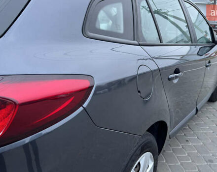 Серый Рено Меган, объемом двигателя 1.46 л и пробегом 183 тыс. км за 8100 $, фото 31 на Automoto.ua