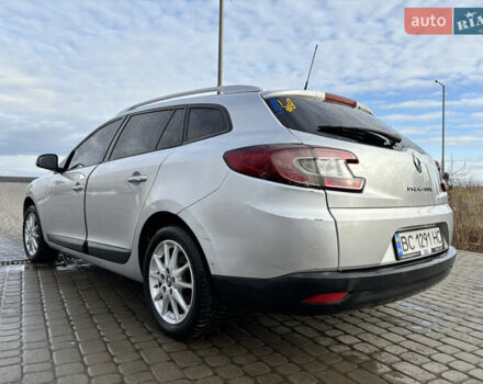 Сірий Рено Меган, об'ємом двигуна 1.46 л та пробігом 327 тис. км за 7100 $, фото 15 на Automoto.ua