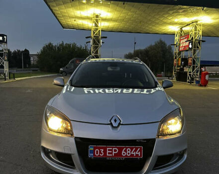 Сірий Рено Меган, об'ємом двигуна 1.5 л та пробігом 220 тис. км за 7300 $, фото 2 на Automoto.ua