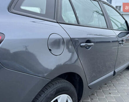 Серый Рено Меган, объемом двигателя 1.46 л и пробегом 183 тыс. км за 8100 $, фото 32 на Automoto.ua