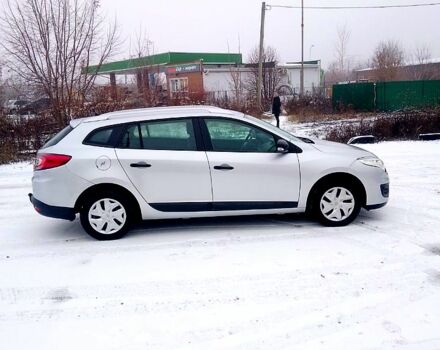 Сірий Рено Меган, об'ємом двигуна 1.6 л та пробігом 230 тис. км за 7400 $, фото 1 на Automoto.ua