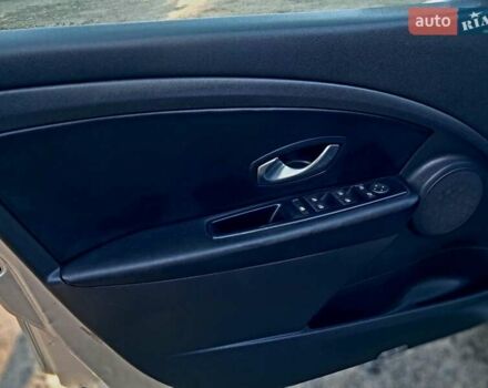 Сірий Рено Меган, об'ємом двигуна 1.9 л та пробігом 266 тис. км за 6800 $, фото 21 на Automoto.ua