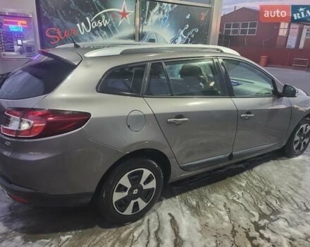 Сірий Рено Меган, об'ємом двигуна 1.46 л та пробігом 208 тис. км за 7500 $, фото 2 на Automoto.ua