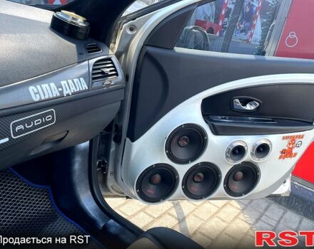 Сірий Рено Меган, об'ємом двигуна 1.5 л та пробігом 358 тис. км за 5999 $, фото 2 на Automoto.ua