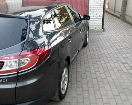 Серый Рено Меган, объемом двигателя 1.46 л и пробегом 340 тыс. км за 6800 $, фото 2 на Automoto.ua