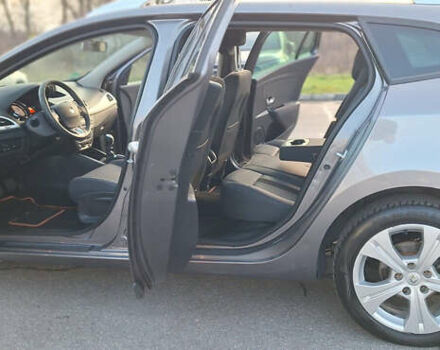 Серый Рено Меган, объемом двигателя 1.6 л и пробегом 210 тыс. км за 7550 $, фото 25 на Automoto.ua